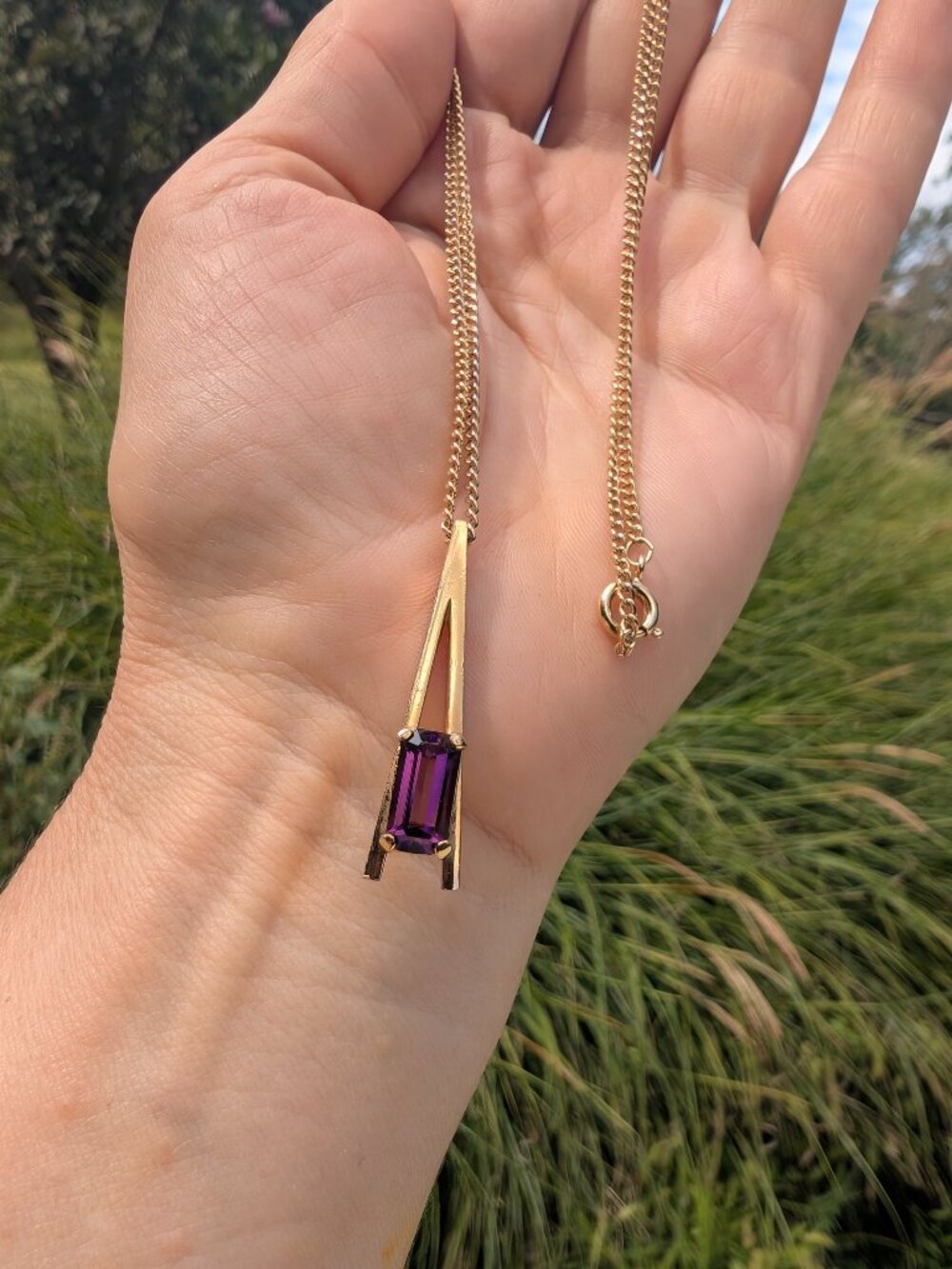 Vintage Avon Purple Stone Gold Tone Necklace